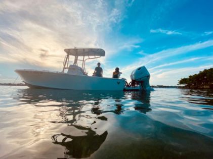 Boating on Higgins Lake